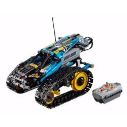42095 Remote-Controlled Stunt Racer